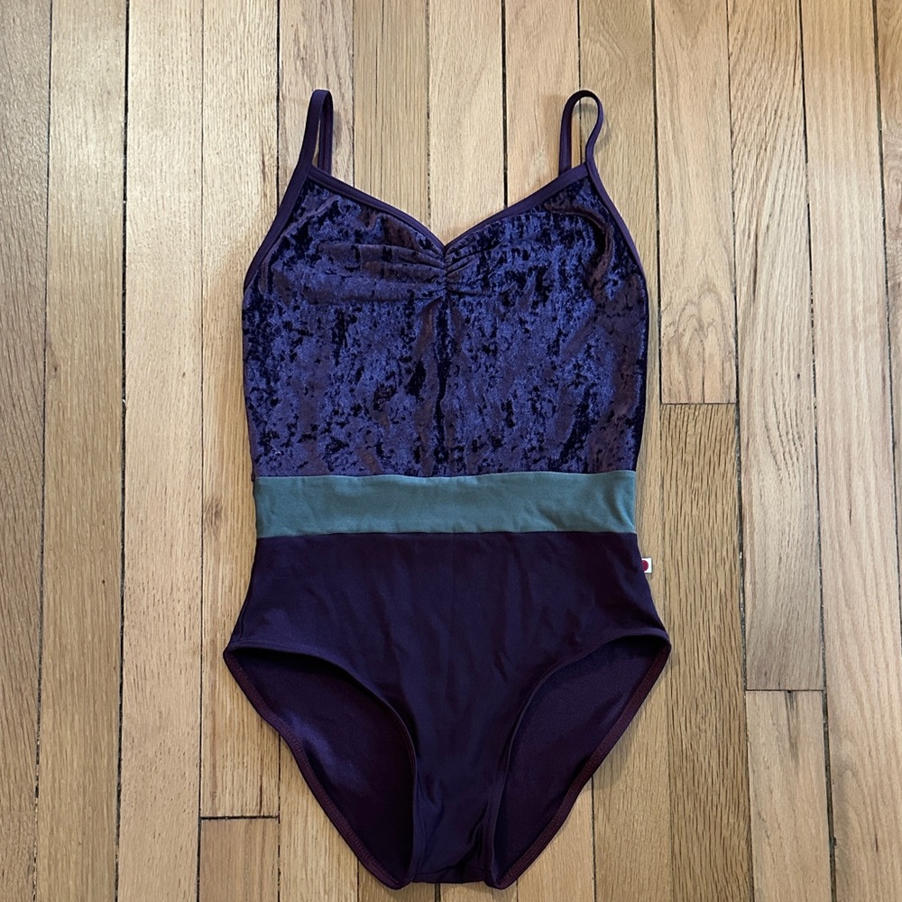 Yumiko leotard